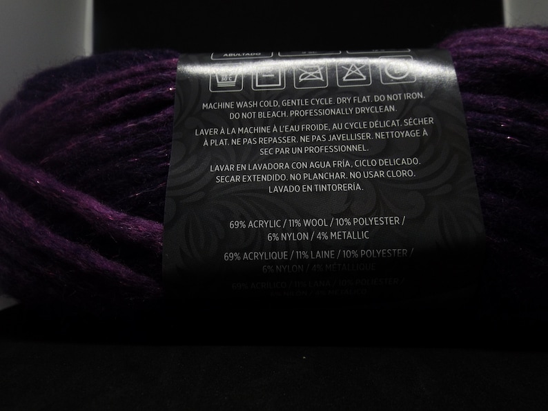 Red Heart Infinity Yarn #9530 Enchanted ~ 3.5 Ounces 129 Yards knitting, crochet 100 Grams