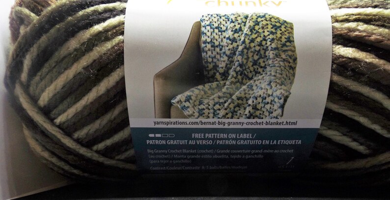 Bernat Softee Chunky Ombre Yarn ~ Jumbo Ball ~ Colour # 31525 Camouflage ~ 300 Grams10.5 Ounces ~ 275 Yards ~ #6 Super Bulky
