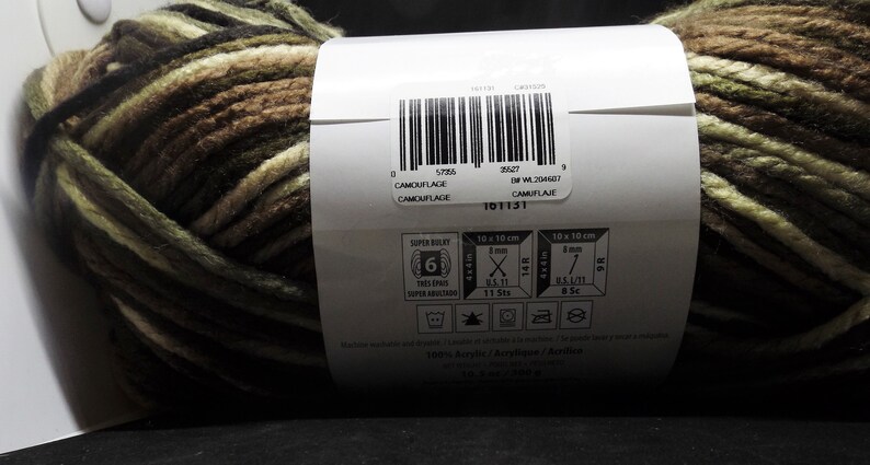 Bernat Softee Chunky Ombre Yarn ~ Jumbo Ball ~ Colour # 31525 Camouflage ~ 300 Grams10.5 Ounces ~ 275 Yards ~ #6 Super Bulky