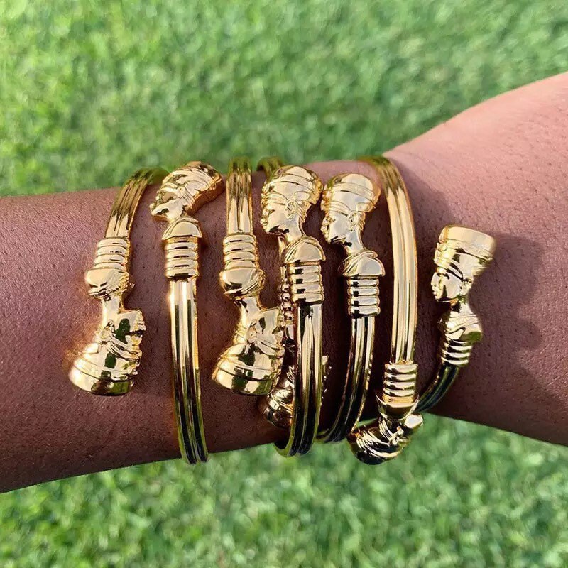 Gold nefertiti bracelet hotsell