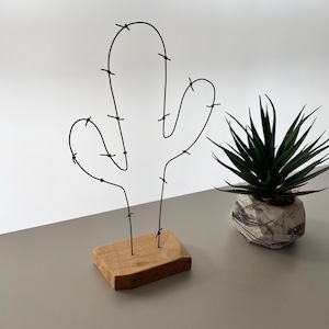 Wire Art Sculpture Cactus, Wire Art Sculpture, Tabletop Decor, Minimalist Abstract Style, One Line, Metal Cactus Decor, Boho Cactus Decor