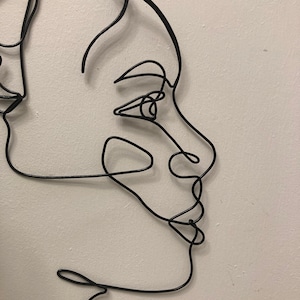 Wire Wall Art, Abstract Sculpture Couple, Wire Woman Statue, Wall Decor