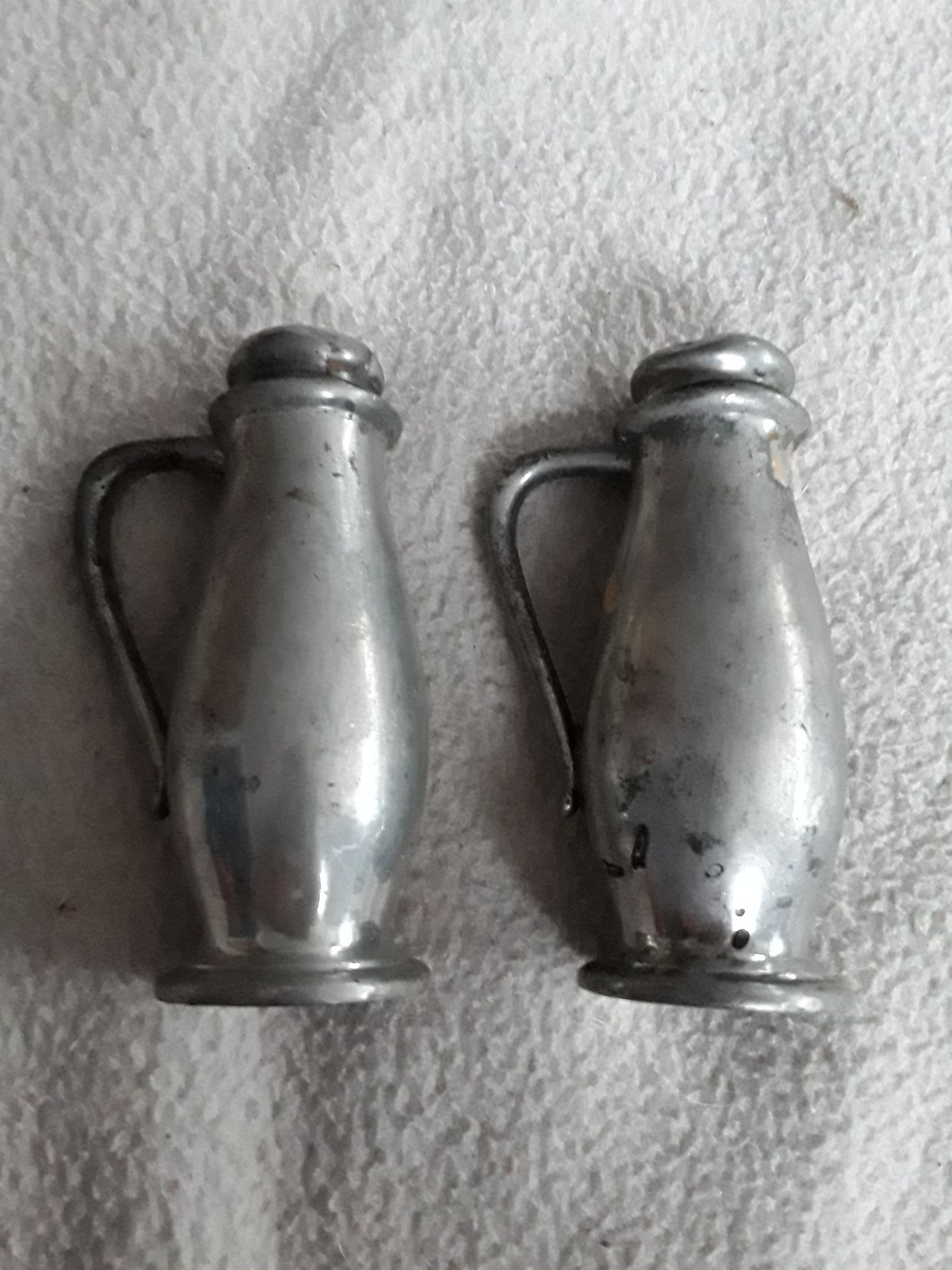 Vintage pewter salt and pepper shakers. Etsy