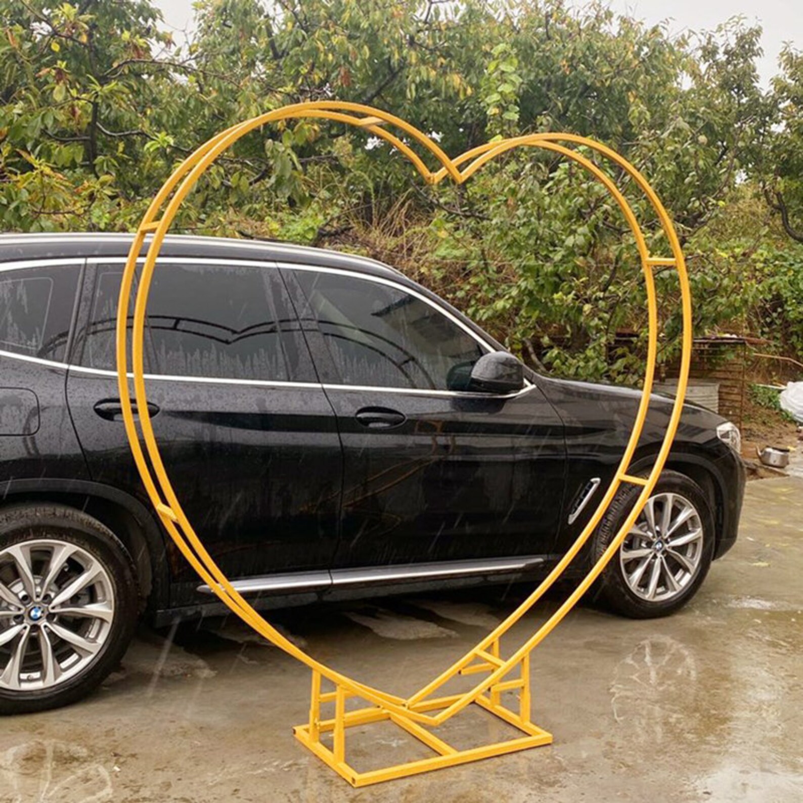 Heartshaped arch wreath stand LOVE garland backdrop stand Etsy