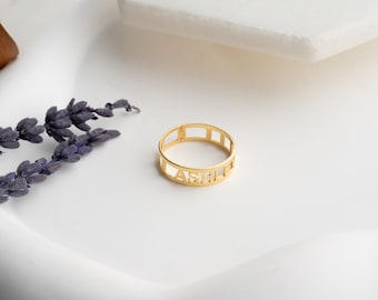 Bague de nom, cadeau personnalisé, bague de nom personnalisée, bague minimaliste, bague en or simple délicate, bague d’anniversaire, bijoux faits à la main, cadeau pour elle