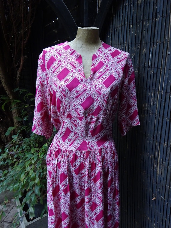 1940s NOVELTY PRINT DRESS-40s Crepe Dress-1940s Cr