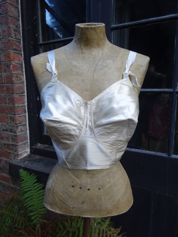1940s CONICAL SATIN BRASSIERE-40s White Satin Lon