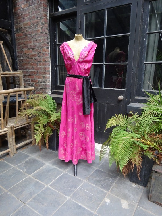 1930s CERISE EVENING DRESS-30s Plunge Neckline Gow