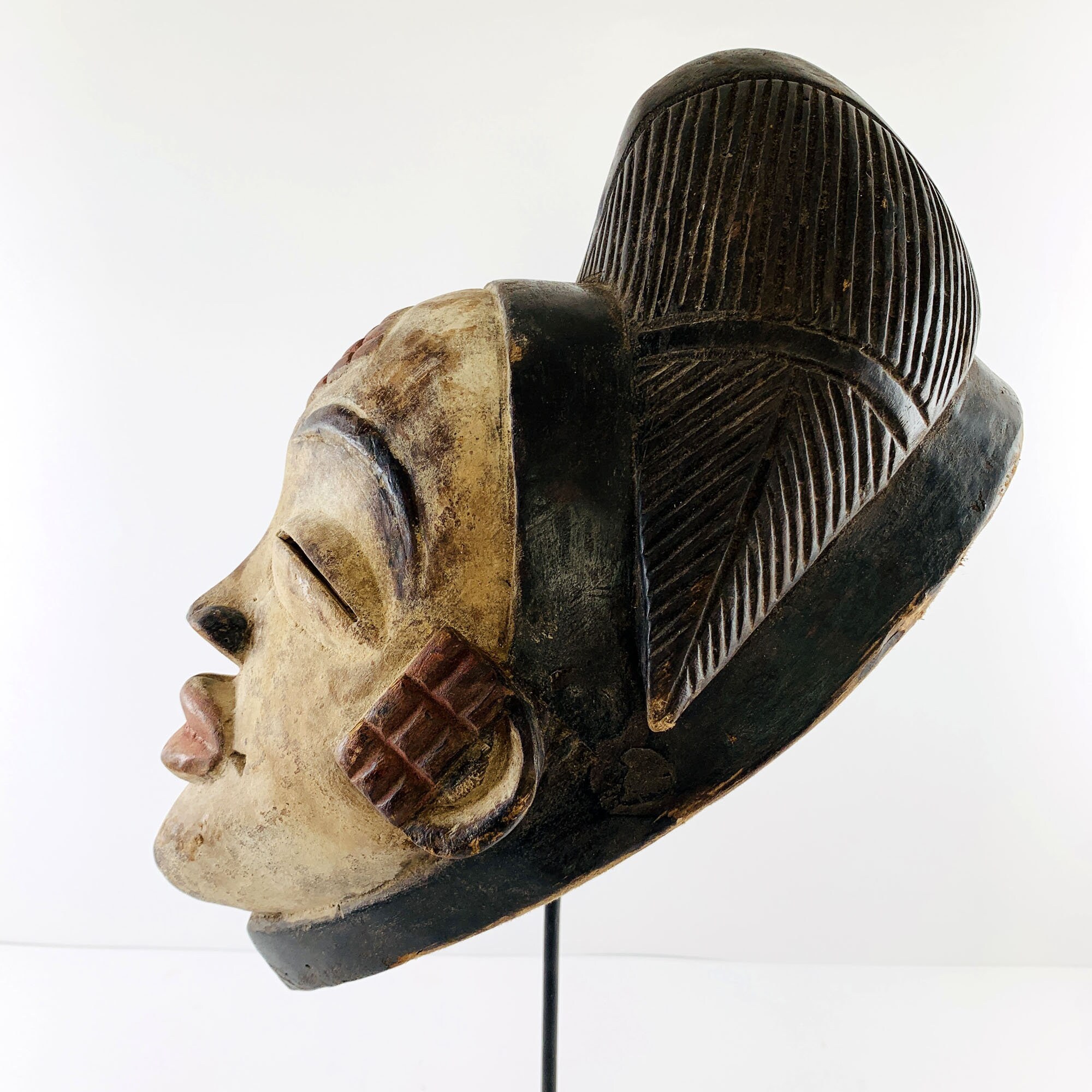 Punu and Yoruba 2 Piece Mask Lot 9.25- 15.25 - Nigeria & Gabon : Discover  African Art