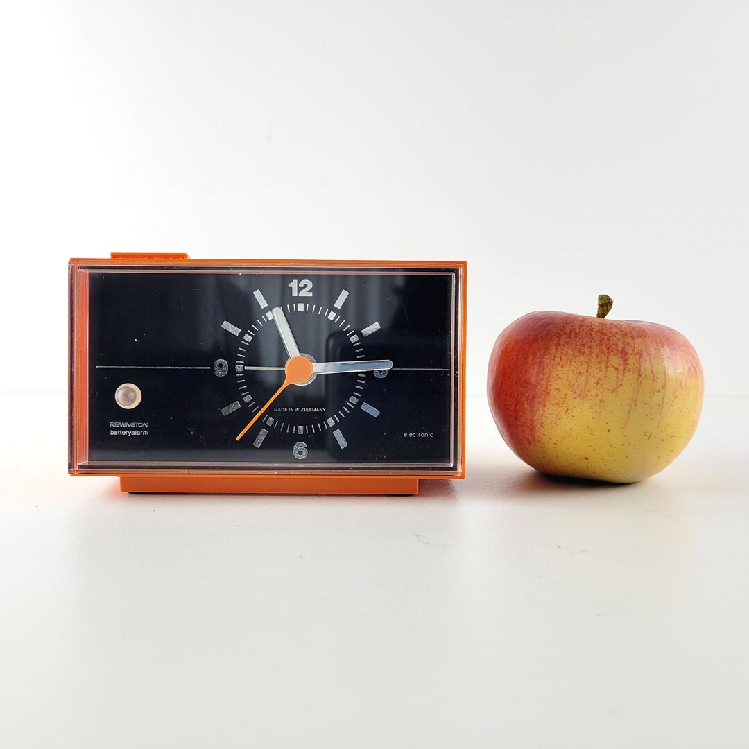 Vintage Remington Electronic Battery Powered Alarm Clock Etsy