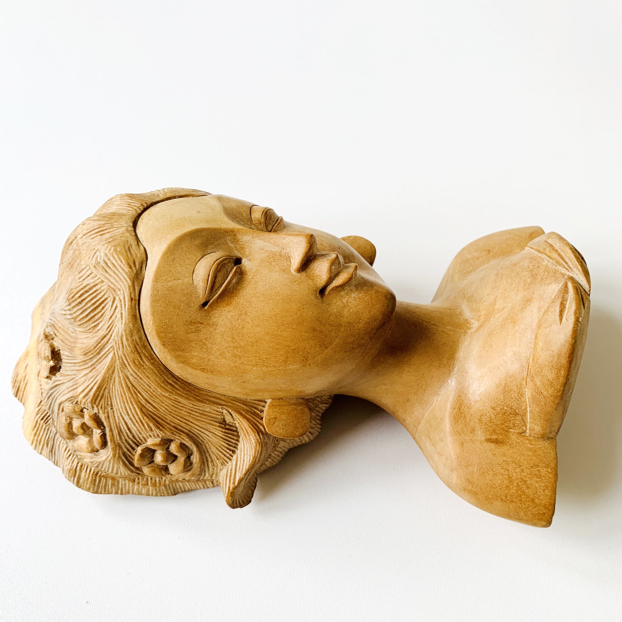 【ヴィンテージアート！インドネシア・バリ】バリ美女胸像 ヴィンテージアート！インドネシア・バリ】バリ美女胸像 バリ