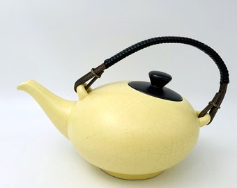 Vintage Waechtersbach Porcelain Teapot Model Taxis Creator Ursula Fesca Germany Germany, Teapot yellow pastel, Vintage Gift Ware,