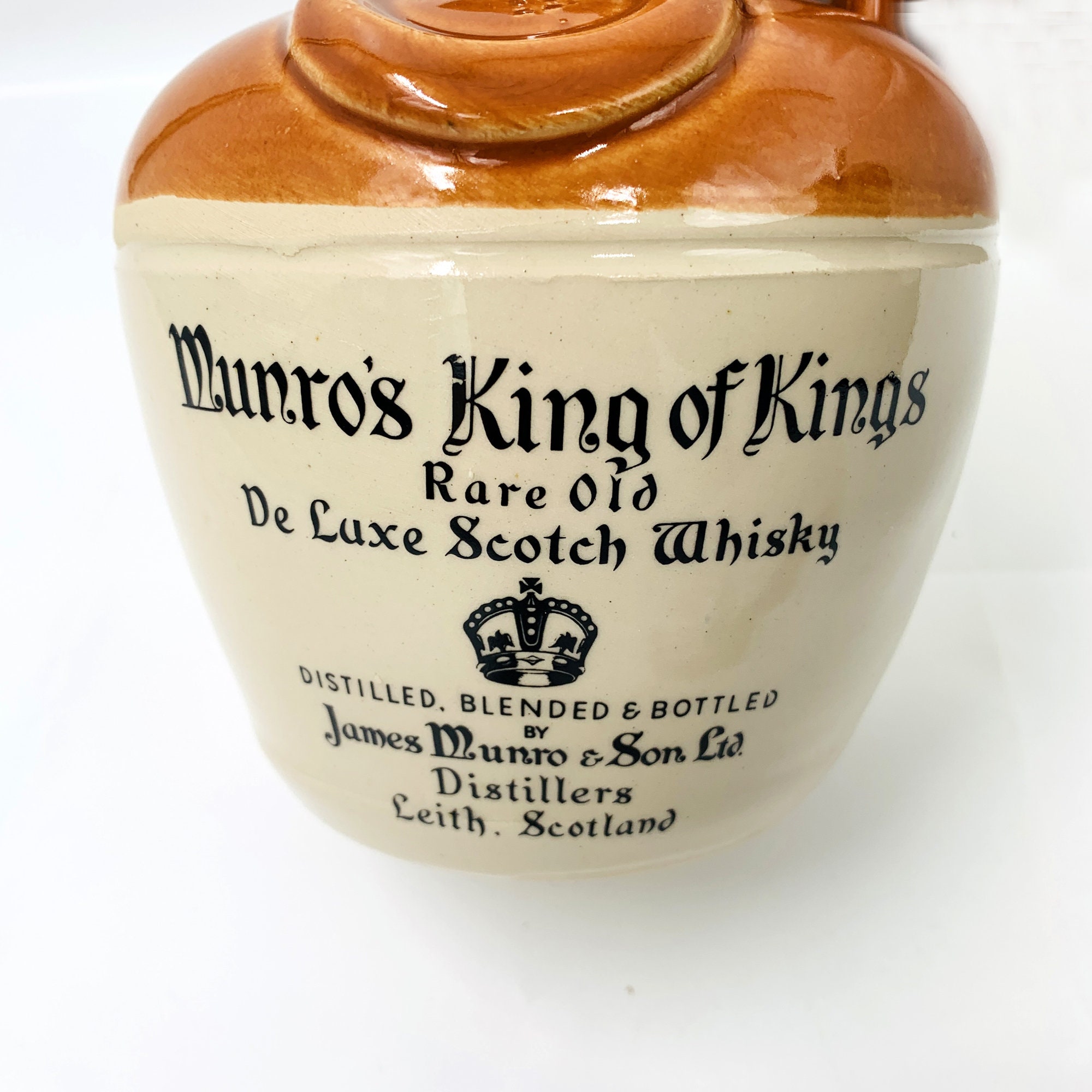 Vintage Munro's King of Kings Scotch Whiskey 1960'sceramic Vintage Munro's King of Kings Scotch Whiskey 1960'sceramic