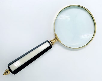 Vintage Magnifying Glass with hexagonal hard Synthetic handle in black & white, Magnifier, Hand Lens, Loupe, Simple Microscope, Giftware,