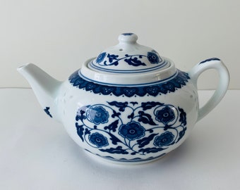 Bule de chá de grãos de arroz chinês com 700 ml, bule vintage de tamanho médio, porcelana chinesa azul e branca, presente vintage,