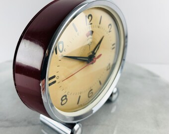 Vintage mechanical Polaris Alarm Clock, Metal Vintage Alarm Clock by Polaris Chefoo China, Oval Housing Mechanical Alarm Clock,