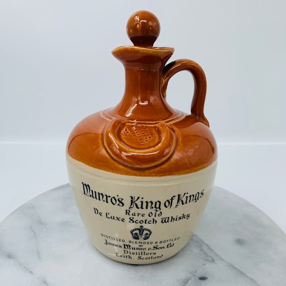 独特な店 Vintage 1960'sceramic Whiskey Scotch Kings of King Munro's ウイスキー