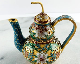 The BOTTLE GOURD  Teapot from the Franklin Mint 1991 Set Jewels of Ming Dynasty Miniature Cloisonne Teapots, Enamel on Copper handmade,