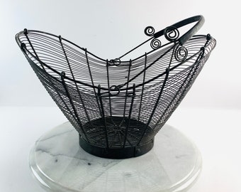 Antique Metal Fruit basket, Metal Egg Basket, Antique French Wire Basket, Vintage Rustic Egg Basket, Vintage Giftware