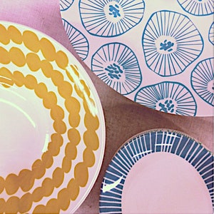 Vintage Style Plates Retro Print Plates Melamine Plates Vintage Melamine Retro Fusion Retro Colours