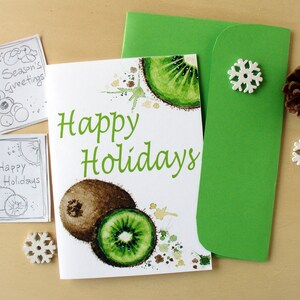 Biglietti di buone feste con frutta dipinta ad acquerello, biglietti d'auguri con Kiwi ad acquerello, auguri con disegni colorati