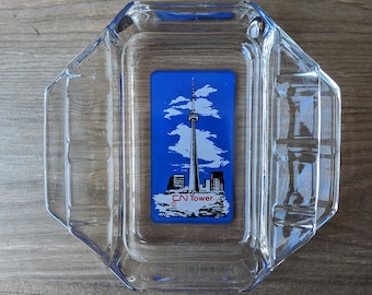 Vintage Heavy Glass CN Tower Toronto Ashtray, Vintage Toronto Canada Souvenir, Tobacciana