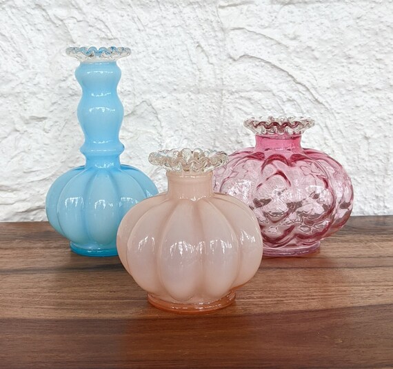 フェントン Melonシェイプ ローズピンククレスト 蓋無しボトル・花瓶 最新の激安 フェントン 花瓶 フラワーベース メロン ピンク
