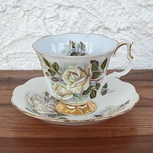 Royal Albert Teacup and Saucer, White Roses with Gilding, Gainsborough Shape, English Bone China, 1960-70s