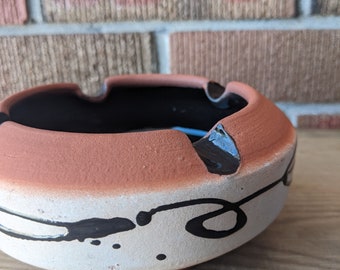 Vintage Mesa Style Ceramic Redware Ashtray, White with Black, Tobacciana, Approx. 5.3&quot; Diameter, 3&quot; Height