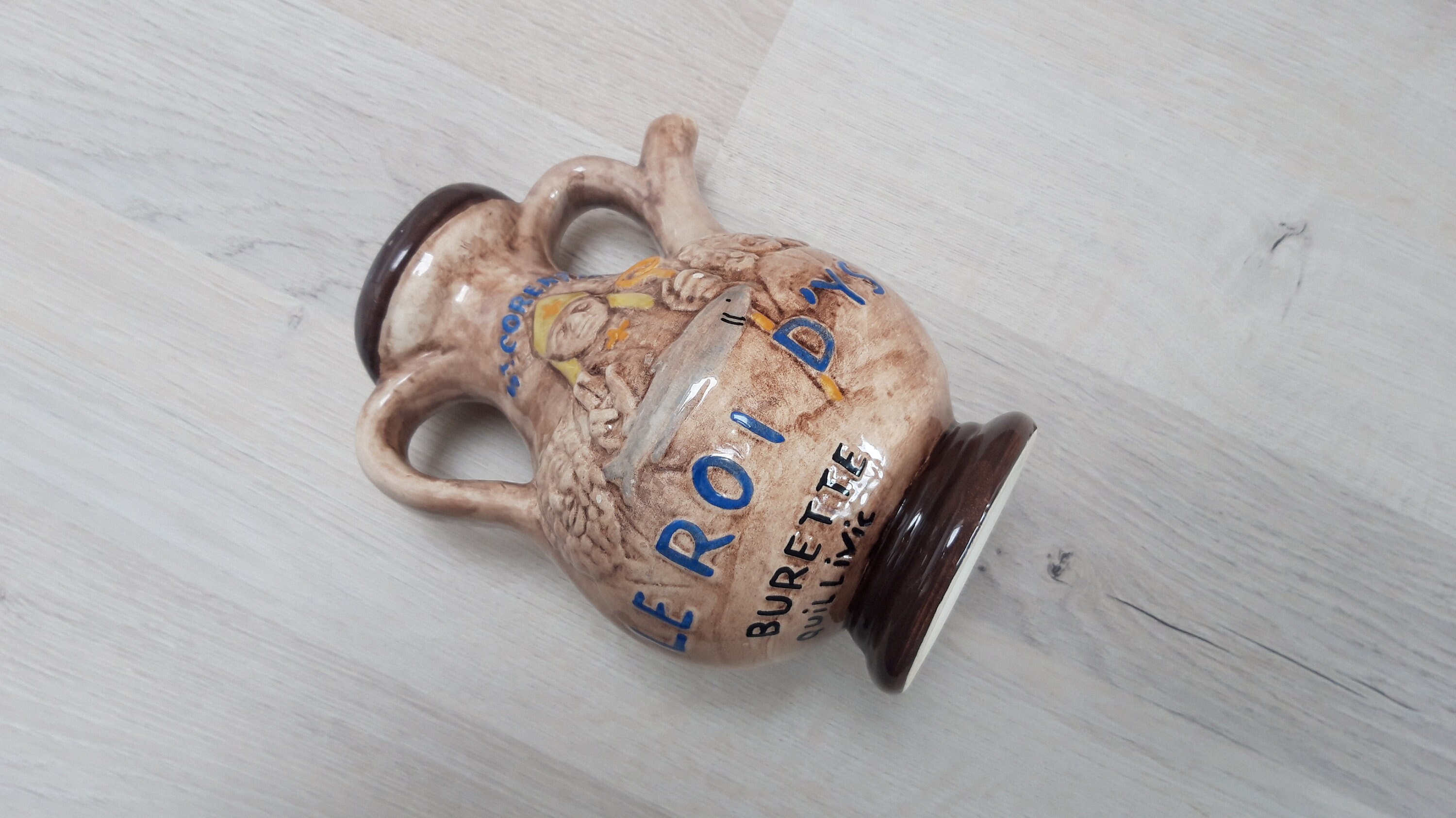 Rare Cruche Ancienne en Faïence de Quimper - Signée René Quillivic