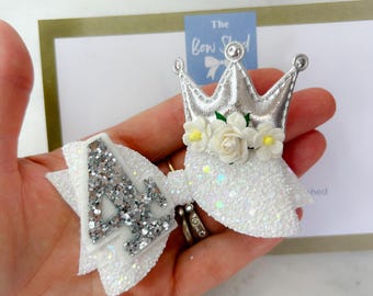 White hair bow, birthday bow, snow hair clip, princess bow, birthday badge, 4th, 3rd, 2nd, 5th, 6th glitter bow flower iridescent