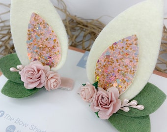 Bunny ears hair clip, Easter hair bow, rabbit ears bow, bunny ears headband, Easter hair accessories, spring hair bows, pretty bunny, boho
