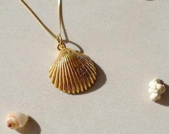 Gold Shell Necklace, Small Shell Pendant Necklace, Ocean Themed Jewelry, Sea Shell Pendant Necklace, Gold Plated Necklace With Shell Pendant