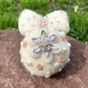 Handmade Felt Christmas Ornament with Bow – Ivory Pearl and Rhinestone Ball – Elegant Snowflake Tree Decoration – Winter Holiday Decor