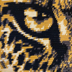 Leopard Graphgan Lap Blanket PDF Download Pattern Only image 2