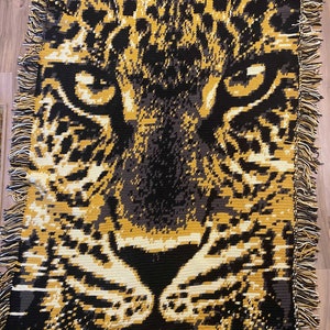 Leopard Graphgan Lap Blanket PDF Download Pattern Only image 1