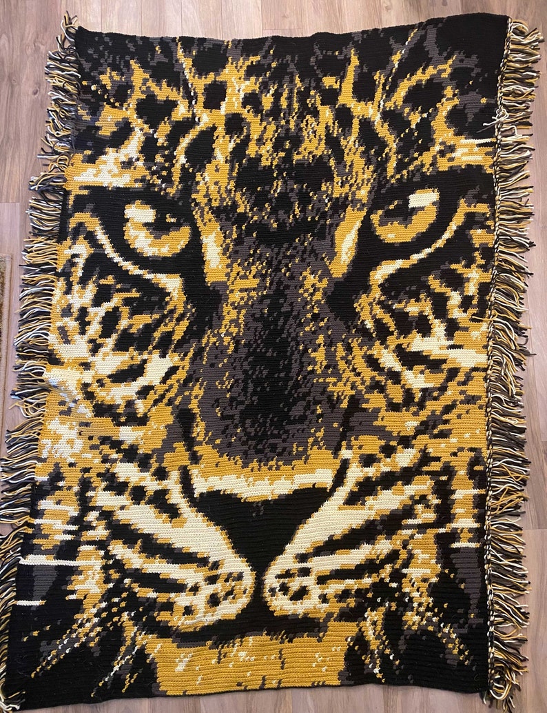 Leopard Graphgan Lap Blanket PDF Download Pattern Only image 1