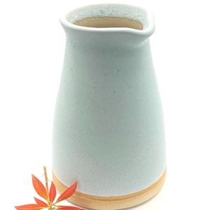 500ml Handmade Ceramic Carafe Jug – Unique Glazed Pottery Jug – Elegant Tableware – Handcrafted Water Pitcher – Modern Rustic Home Decor