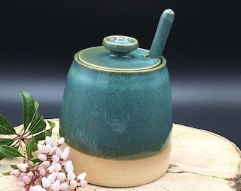 Honey pot jam ceramic conserve jar and dipper
