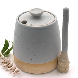 Honey pot jam ceramic conserve jar and dipper