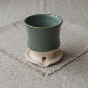 Handmade Ceramic Drainer – Stoneware Cutlery or Toothbrush Holder – Earth & Ocean Glaze – Eco-Friendly Pottery – Wheel-Thrown