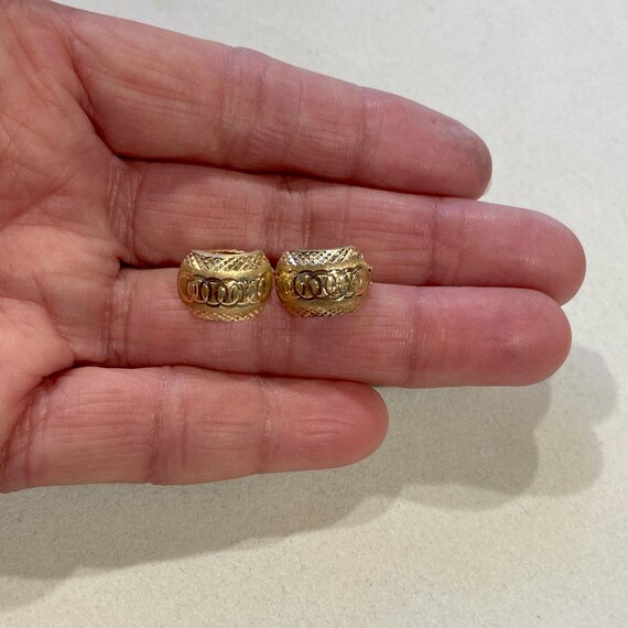 14K Solid Yellow Gold Etched Interlocking Circles… - image 2