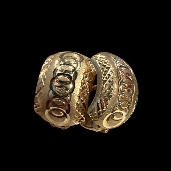 14K Solid Yellow Gold Etched Interlocking Circles… - image 5