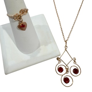 Vintage Retro Ruby Red Stone Pendant Necklace 18" and Ring Size 6.5 Gold Plate