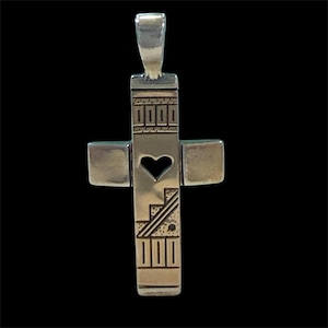 Vintage 925 14K RMT (Roderick Tenorio) geätztes Native American Cross Anhänger