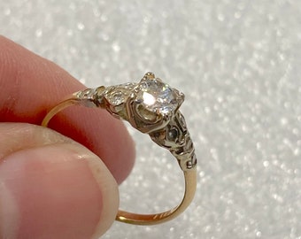 14K Solid Yellow and White Gold .25 Carat+ Mid-Century Art Deco Diamond Engagement Ring Size 7 Vintage Estate