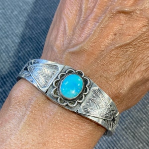 Navajo Turquoise Arrowheads Heavier Gauge Sterling Silver Fred Harvey Era Style Cuff Bracelet 5-3/8” Vintage