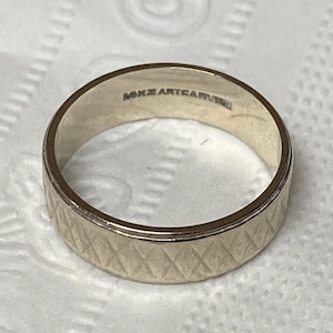 ArtCarved 14K Solid White Gold Designer 5mm Patterned Band Ring Size 5 Vintage Estate