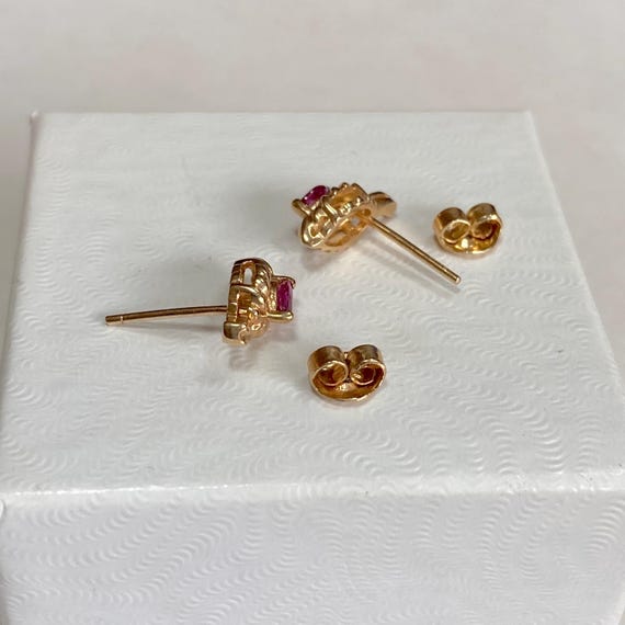 14K Solid Yellow Gold Leaf-shape Ruby Red Gemston… - image 4