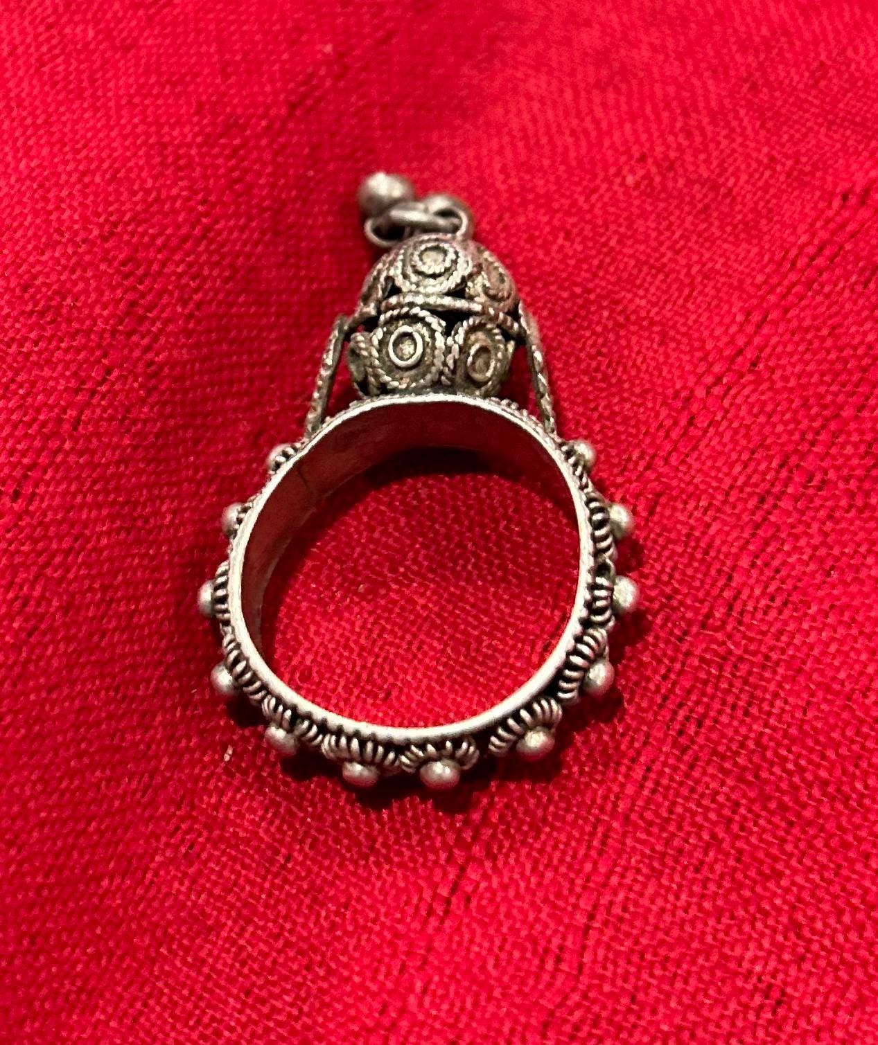 antique ring from Yemen - size 7